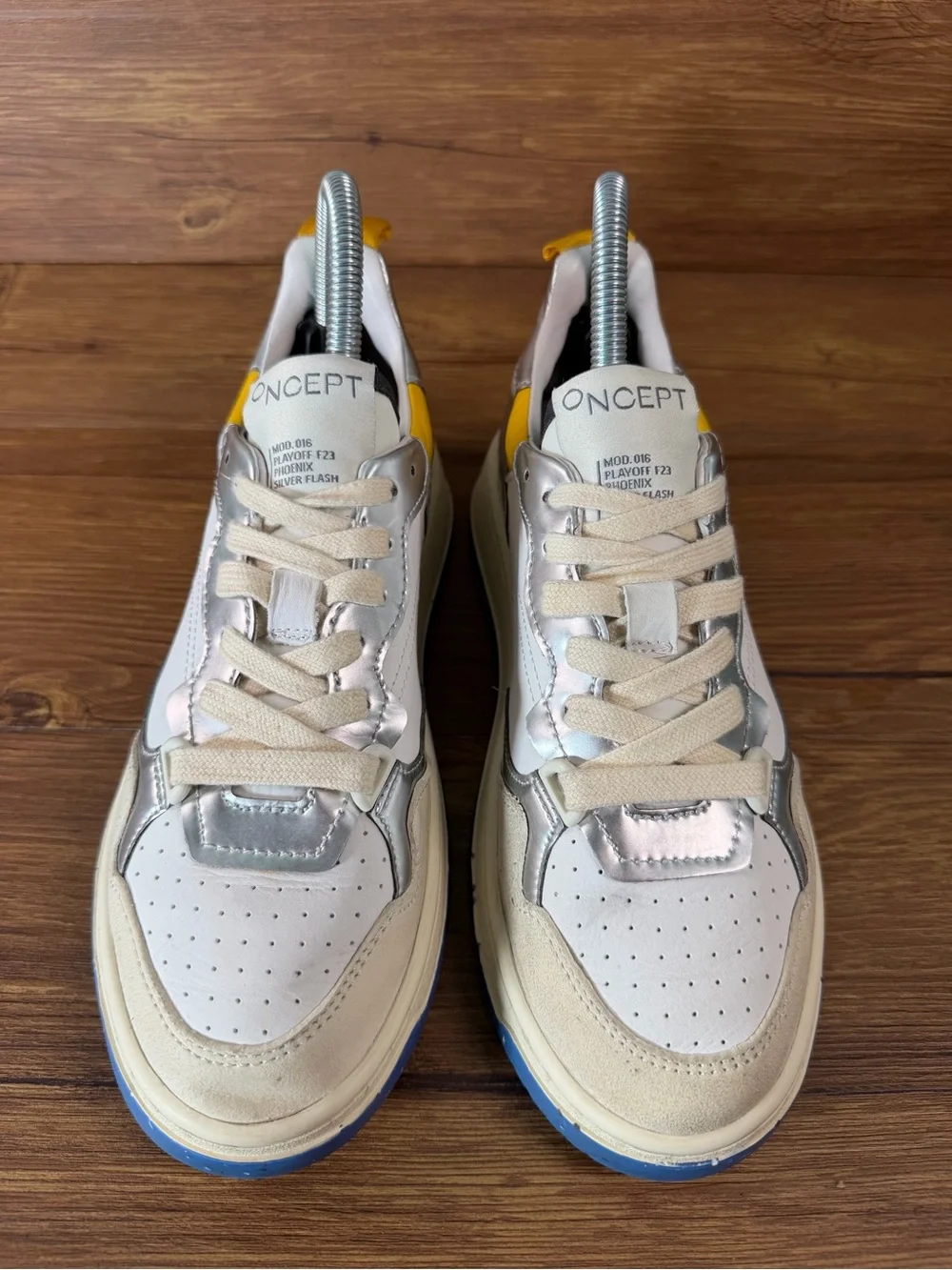 Oncept Phoenix Sneaker Leather Shoes Women’s‎ Size 6.5